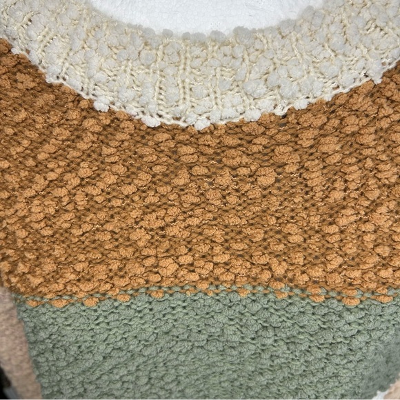 POL Popcorn Sweater M Colorblock Bell Sleeves
Oversized Cozy Chunky - Picture 7 of 11